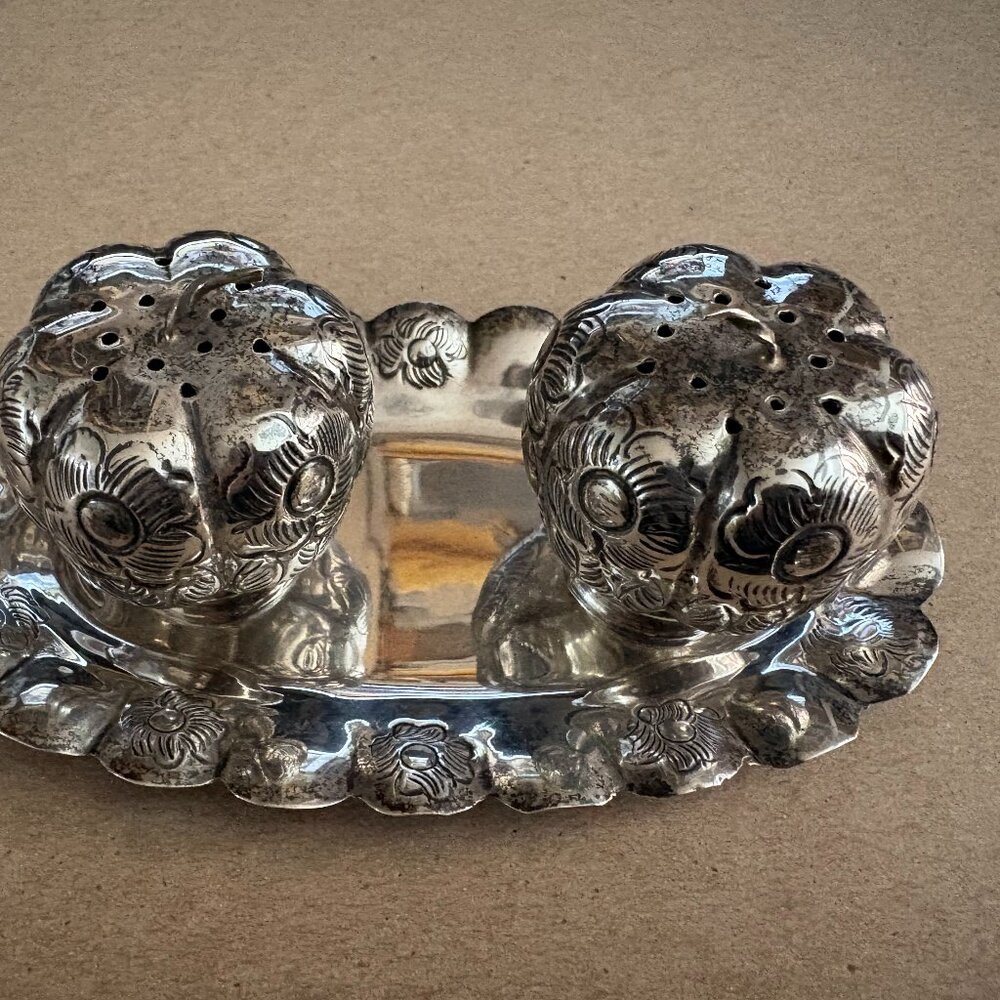 Vintage Mexican sterling Antonio Pineda pumpkin salt and pepper shakers and tray